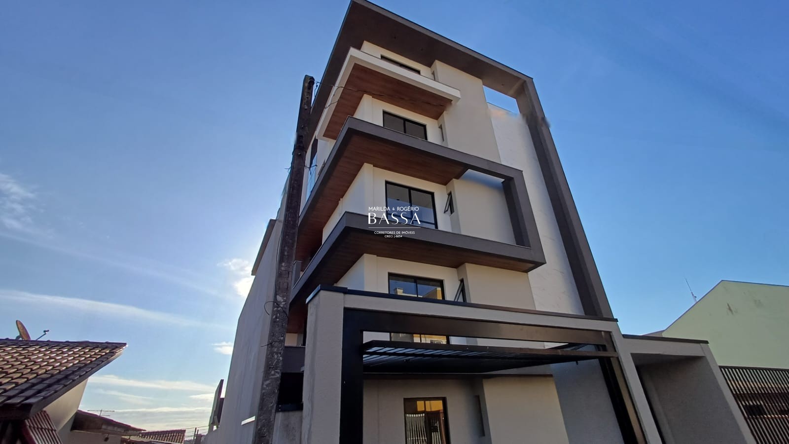 Apartamento Duplex - Bairro Pedro Moro