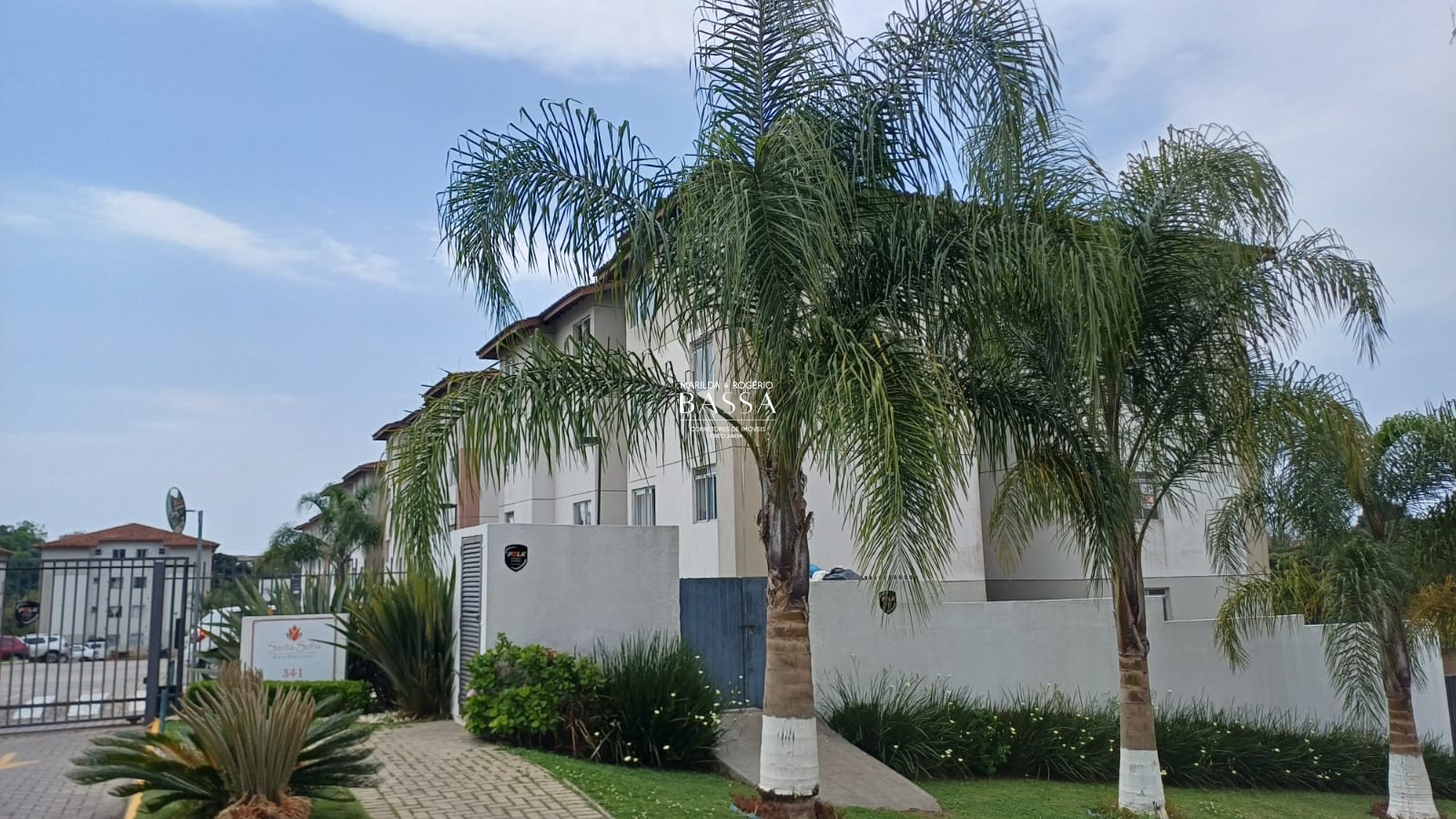 Apartamento 2 dormitórios no bairro Cachoeira em Curitiba