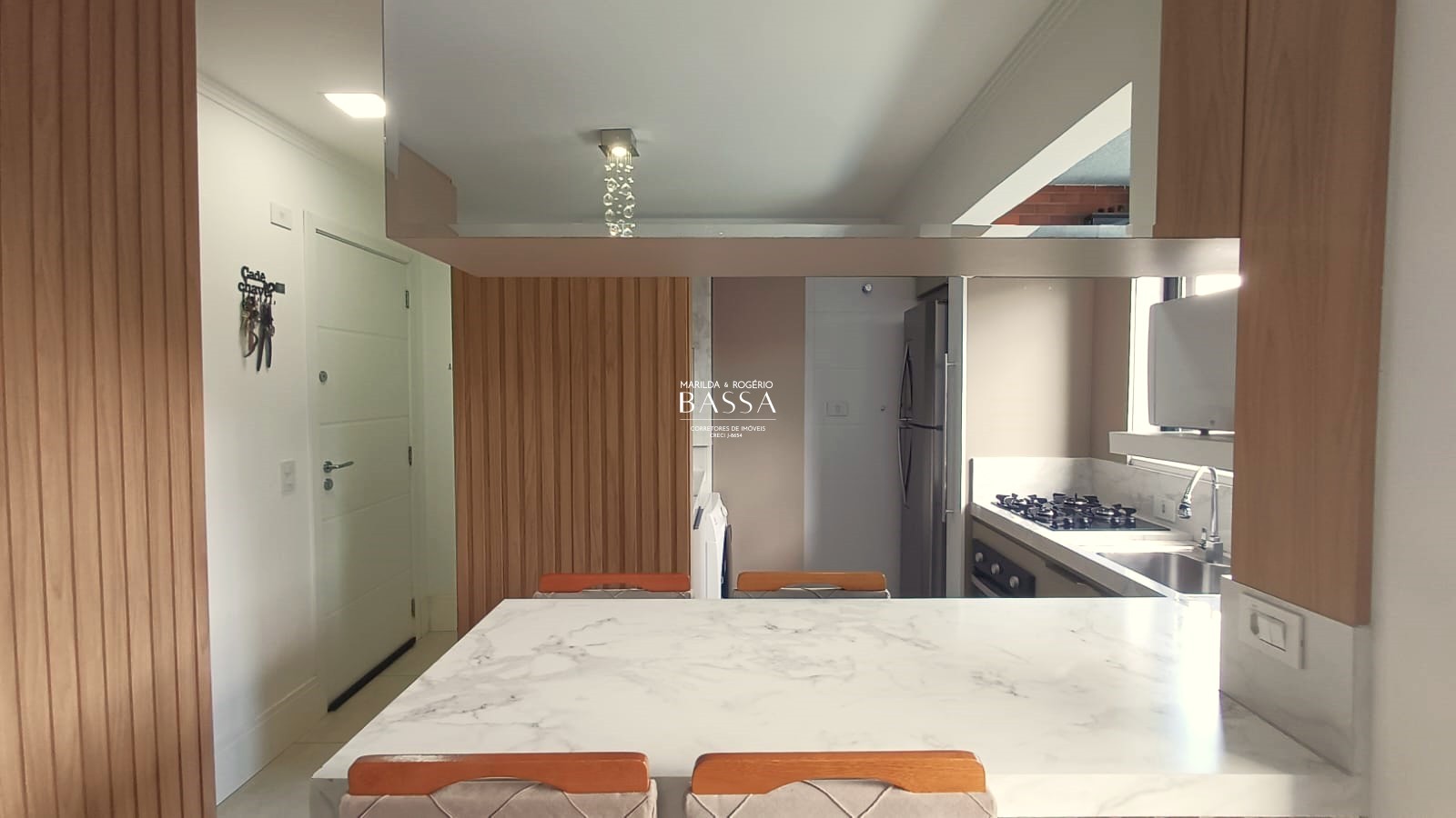 Apartamento Central de 2 quartos sendo um suíte próximo ao shopping São José