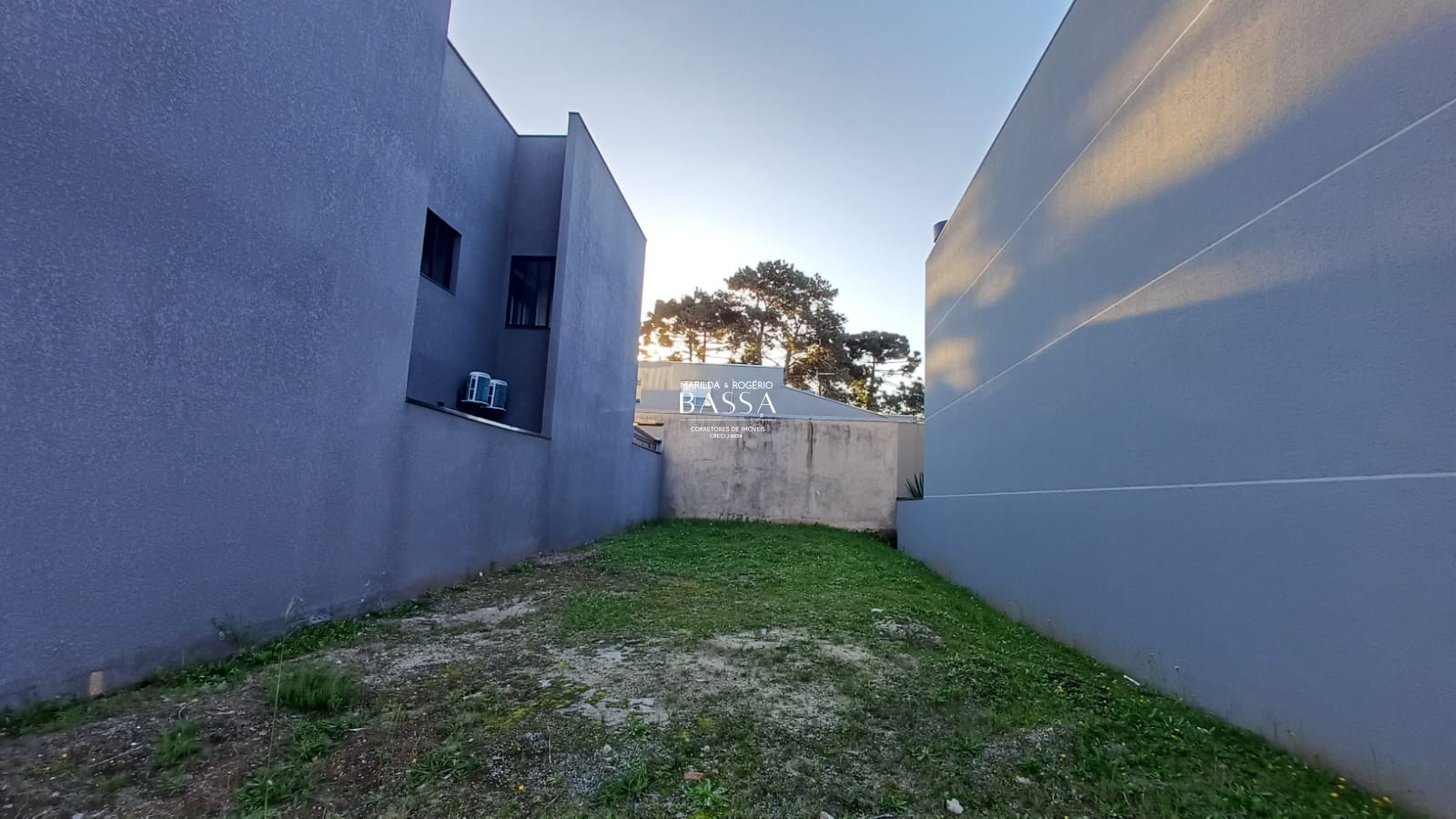 Terreno em condomínio fechado - Bairro Braga