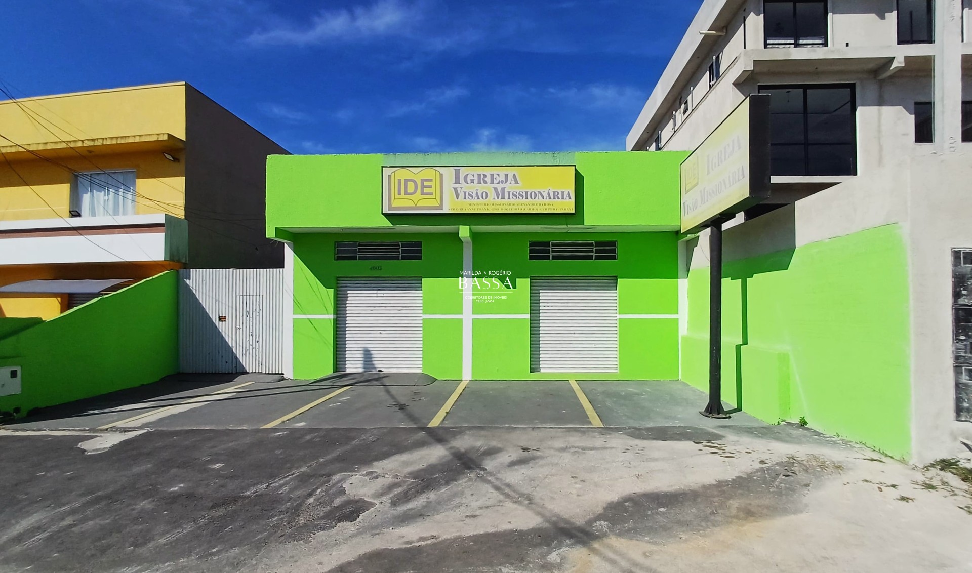 Lote de terreno com Imóvel Comercial de 144m² de área construída e terreno de 372m²